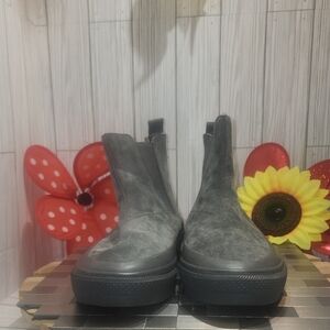 Seayees Gray Suede Women's Chelsea Boots